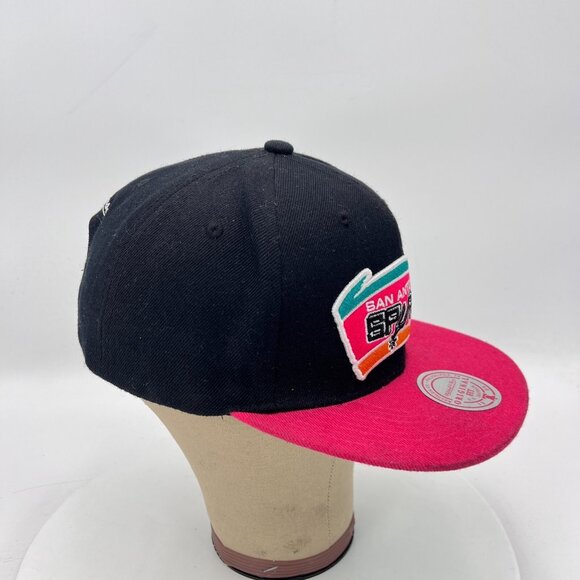 Mitchell & Ness Notalgia Co. San Antonio Spurs NBA Black Red Snapback Hat - Picture 3 of 10